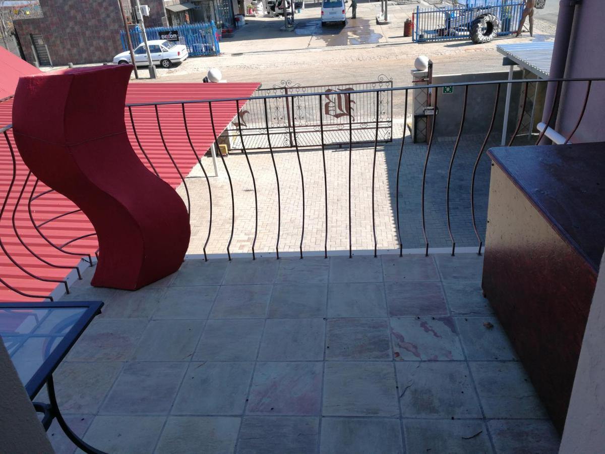 Bougain Villa Guesthouse Winburg Экстерьер фото